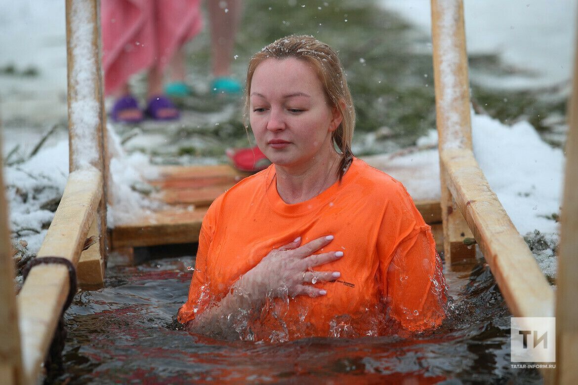 Врач Набережных Челнов рассказал, как подготовиться к крещенским купаниям
