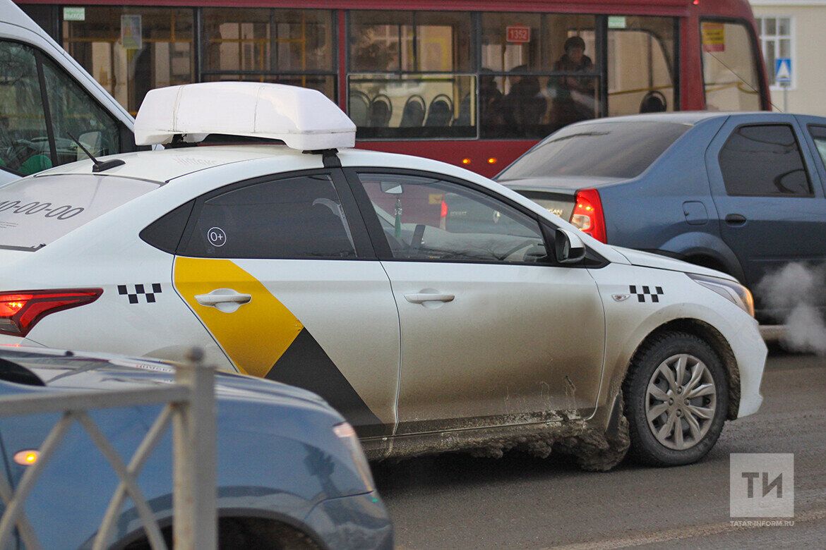В РТ введут новый порядок выдачи разрешений на трудоустройство в такси