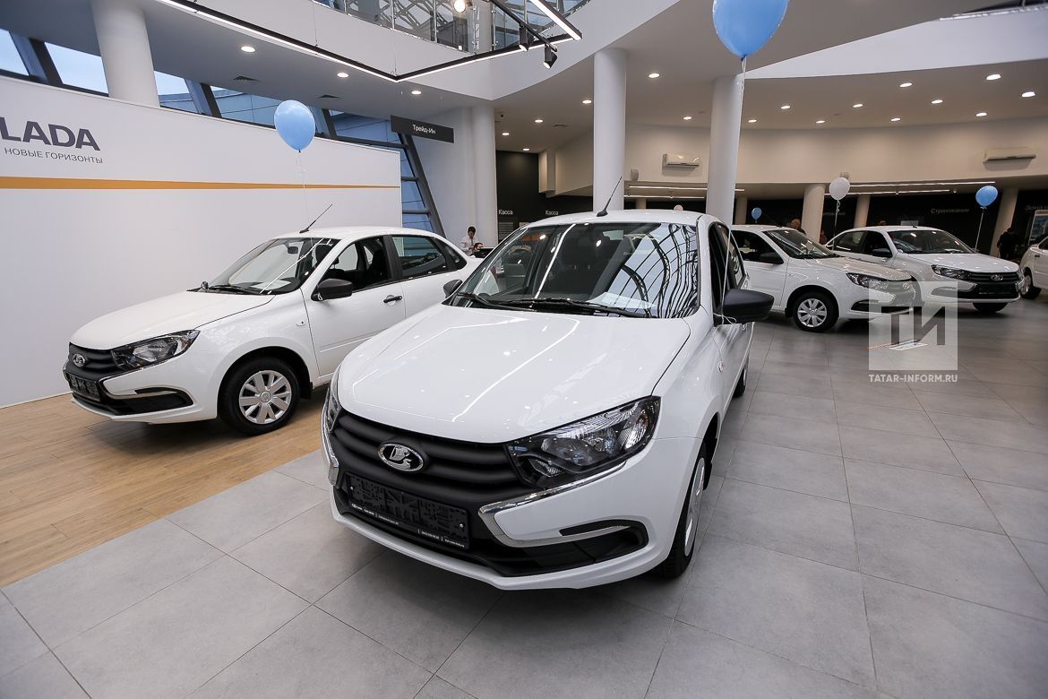 АвтоВАЗ опроверг слухи о резком подорожании LADA