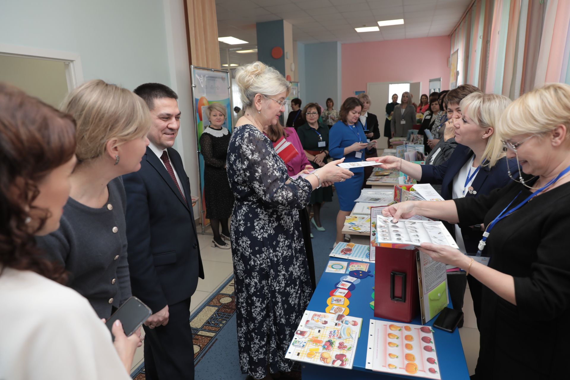В Челнах учителя Татарстана повышают компетенцию в семинаре