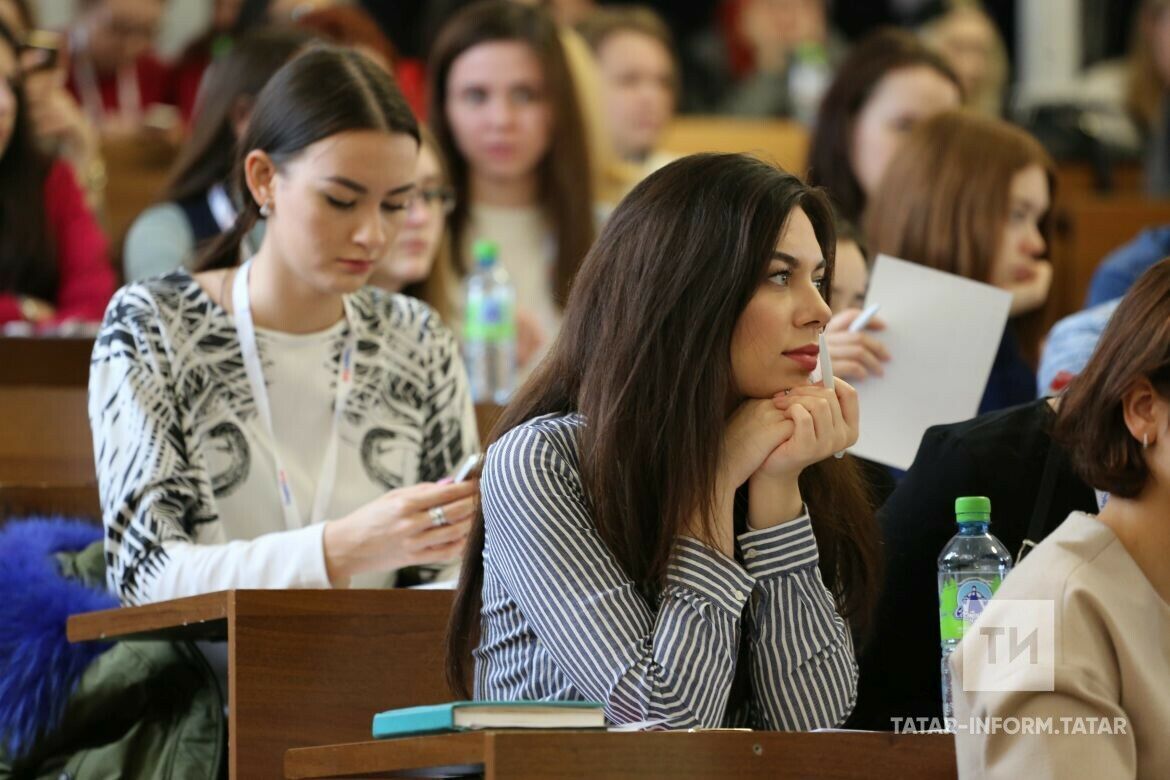 Татарстанских студентов, по предложению гендиректора ОЭЗ «Алабуга», могут перевести на вечернее обучение