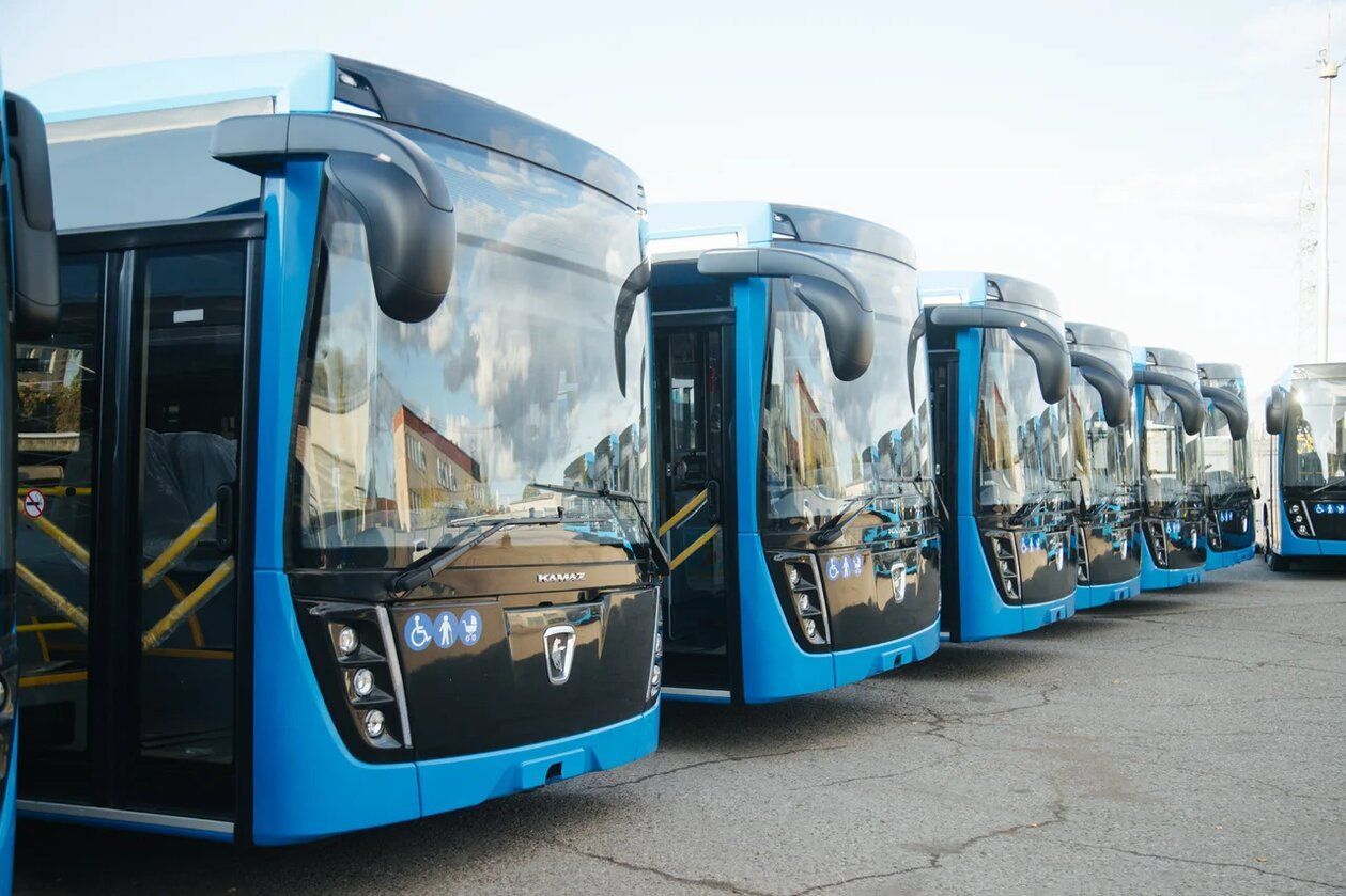 «Городу нужно 200 автобусов большой вместимости»: общественный транспорт поступит в Челны в марте