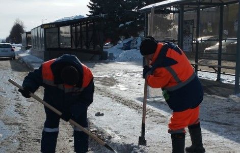 Челнинские дорожники начали очистку ливневой канализации