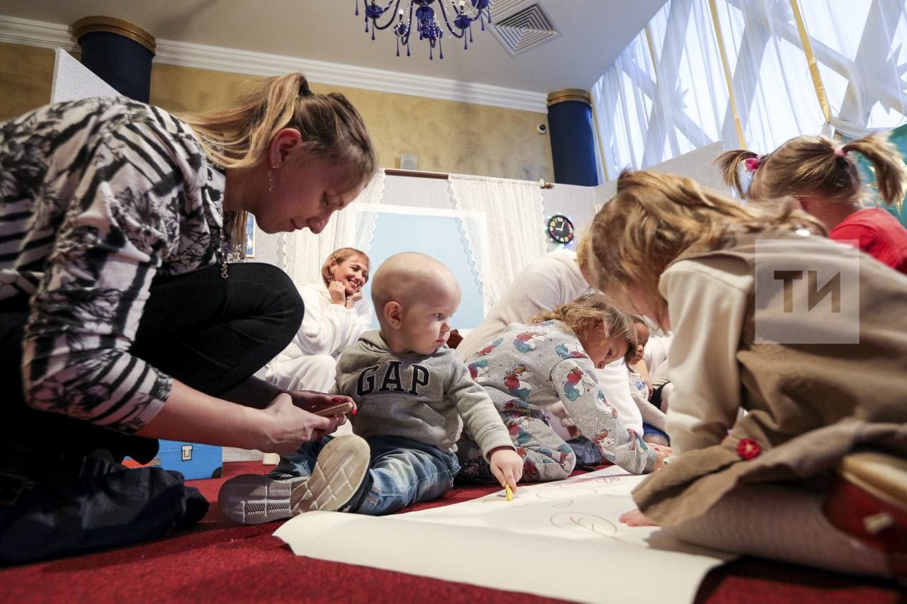 В Татарстане расширят меры поддержки многодетных семей с детьми-студентами