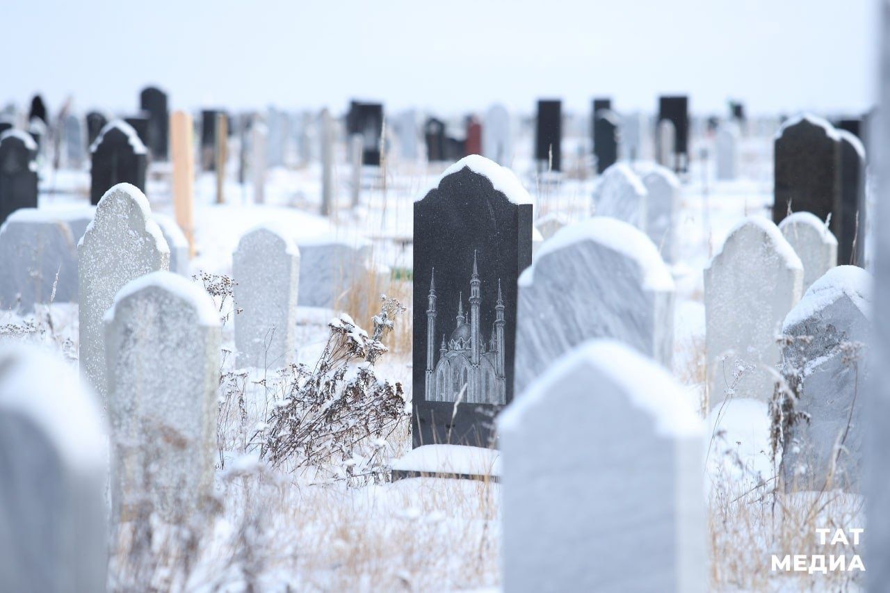 Строго запрещено: священник рассказал, когда православным нельзя посещать кладбище