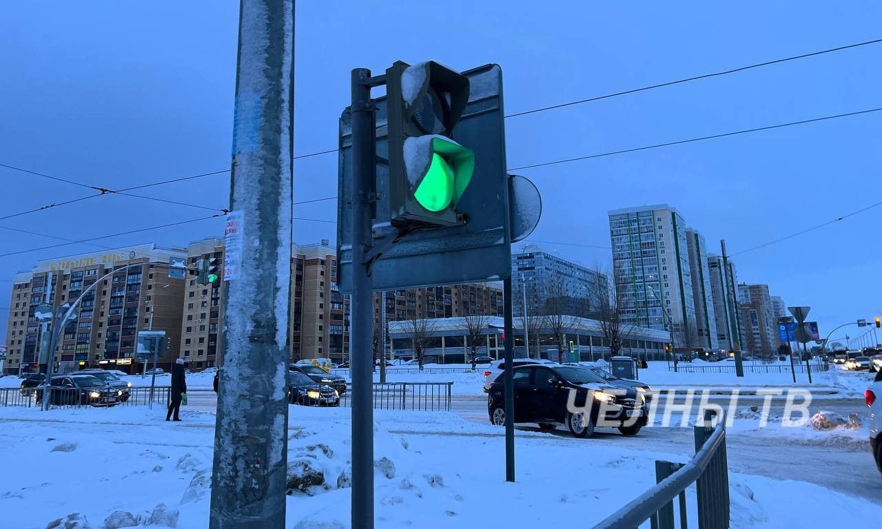 В Челнах и в Казани установят 19 «умных» светофоров