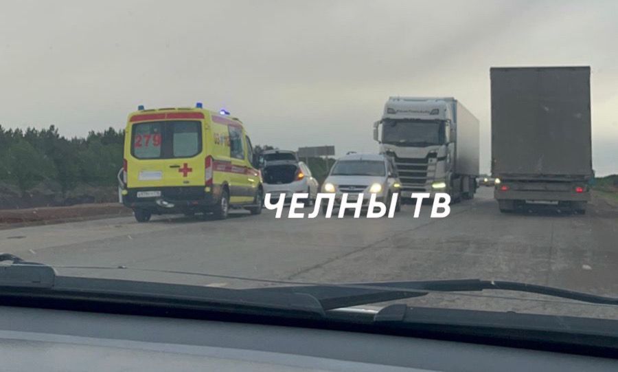 На трассе в Татарстане произошло серьезное ДТП