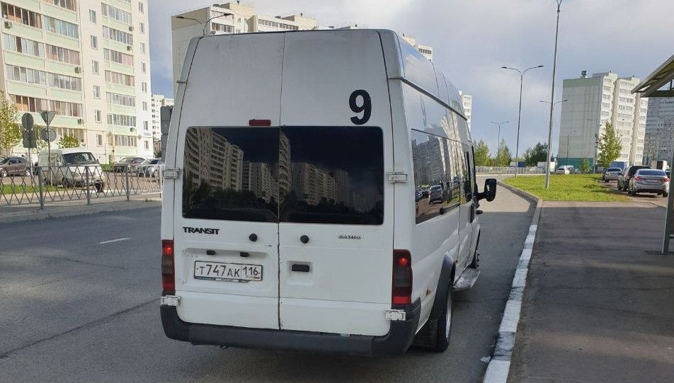 В Челнах горожане пожаловались на водителя маршрутки за требование оплаты проезда 9 мая