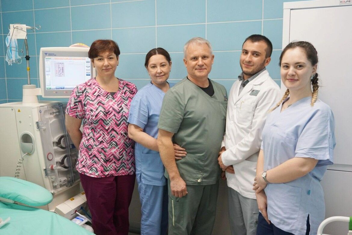 В Татарстане врачи чудом спасли троих мужчин, выпивших антифриз