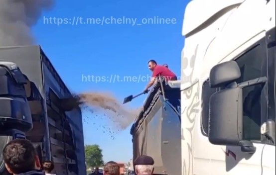 Быстрая реакция водителя предотвратила серьёзное возгорание автомобиля в Челнах
