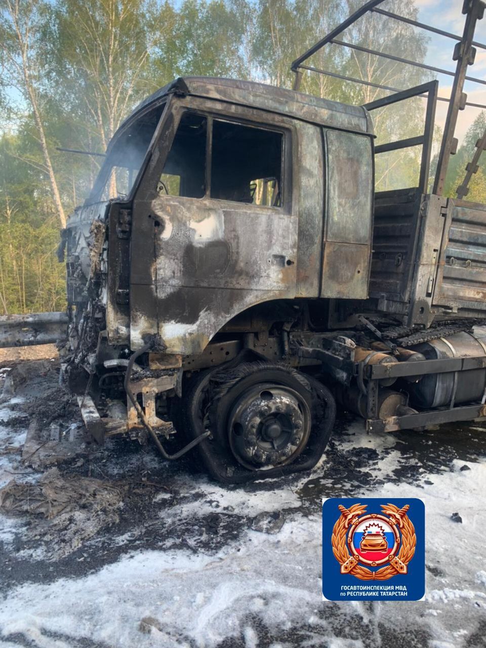 В Татарстане на трассе М-12 заблокировано движение из-за загоревшихся грузовиков