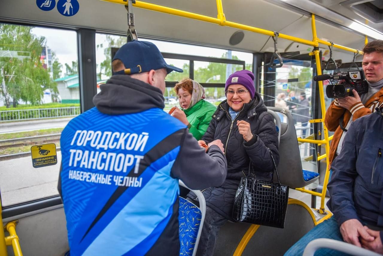 В Челнах запущены тематические «Автобусы Победы» в честь Дня Победы