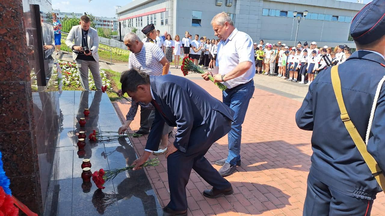 В Челнах почтили память о героях Великой Отечественной войны