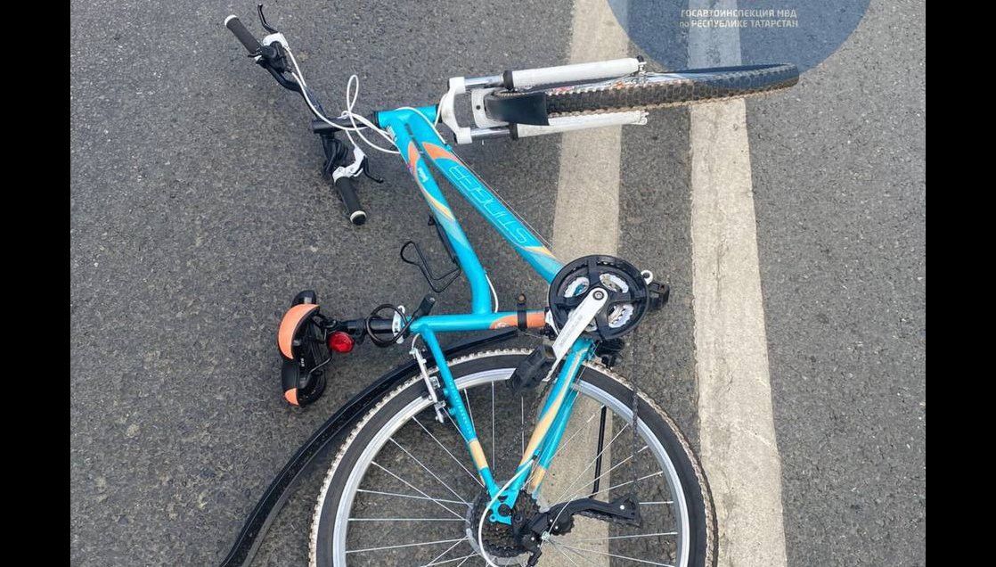 В Челнах погибла девушка-велосипедист под колесами автомобиля