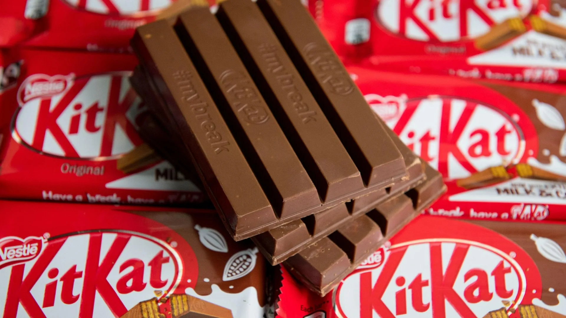 KitKat вернулся в Россию — свежая партия батончиков снова на полках магазинов