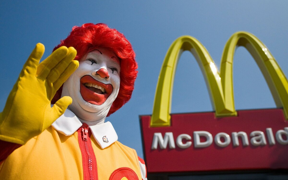 McDonald’s покупал украинских рабов у мафии: вся их зарплата перечислялась бандитам