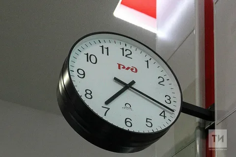 В Госдуме предложили вернуть перевод часов на зимнее и летнее время