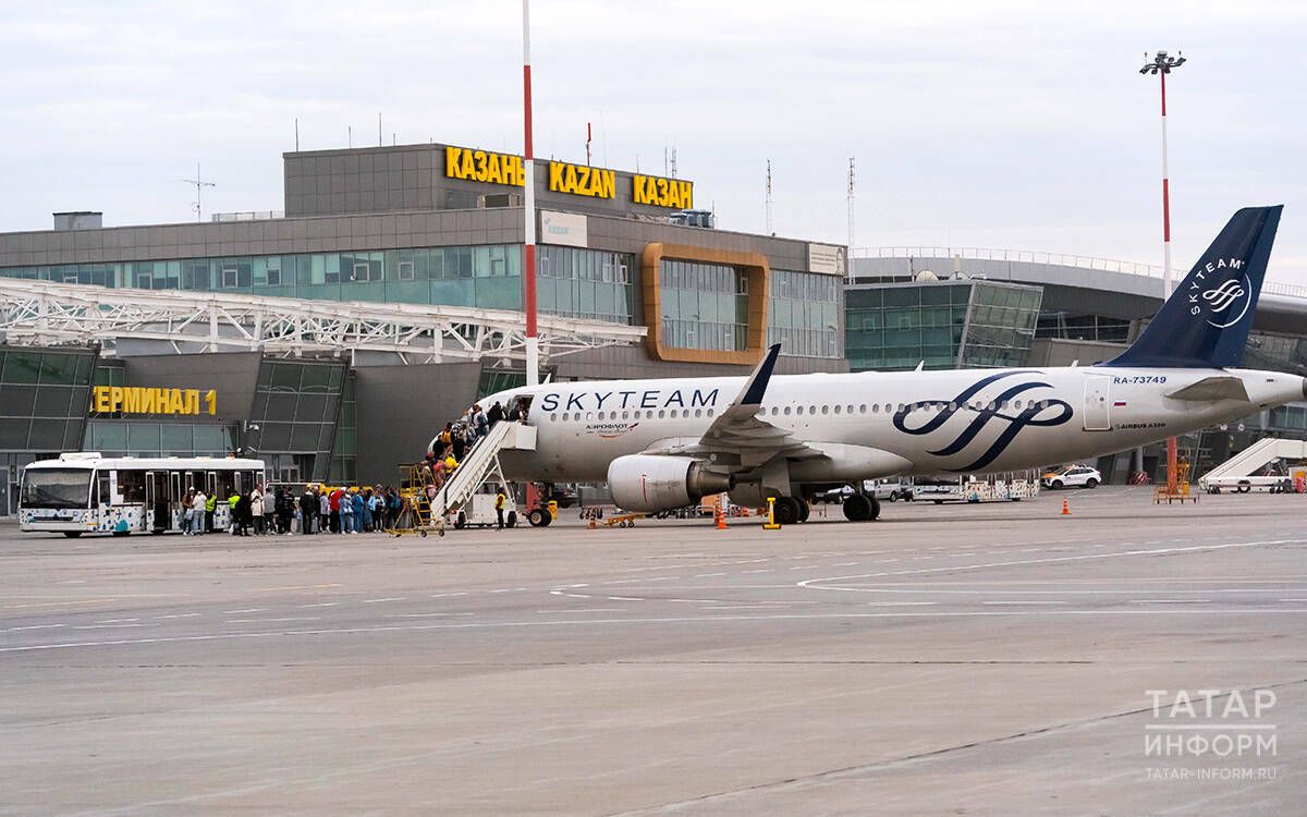 В казанском аэропорту задержали рейсы из-за режима беспилотной опасности
