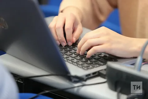 В Госдуме опровергли планы отключения России от внешнего интернета