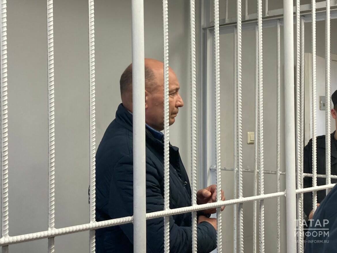 Экс-главу Тукаевского района приговорили к 4 годам за коррупцию