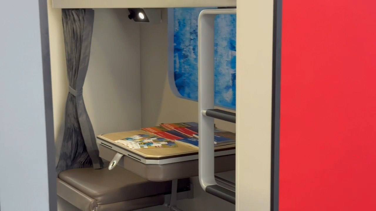 РЖД показали обновлённый плацкарт: больше мест, комфорта и приватности