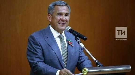 Минниханов призвал чиновников Татарстана к открытому диалогу с жителями