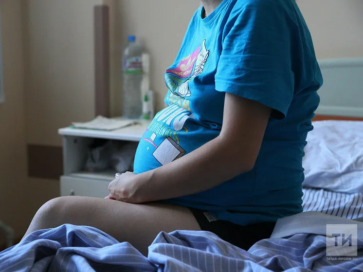 В Госдуме предложили уведомлять мужа о решении жены сделать аборт