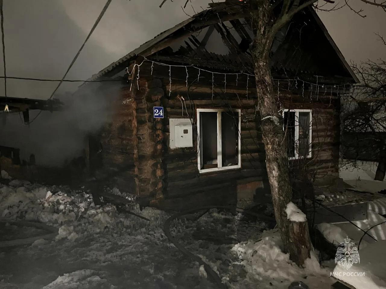 В Аксубаево мужчина погиб при пожаре в частном доме