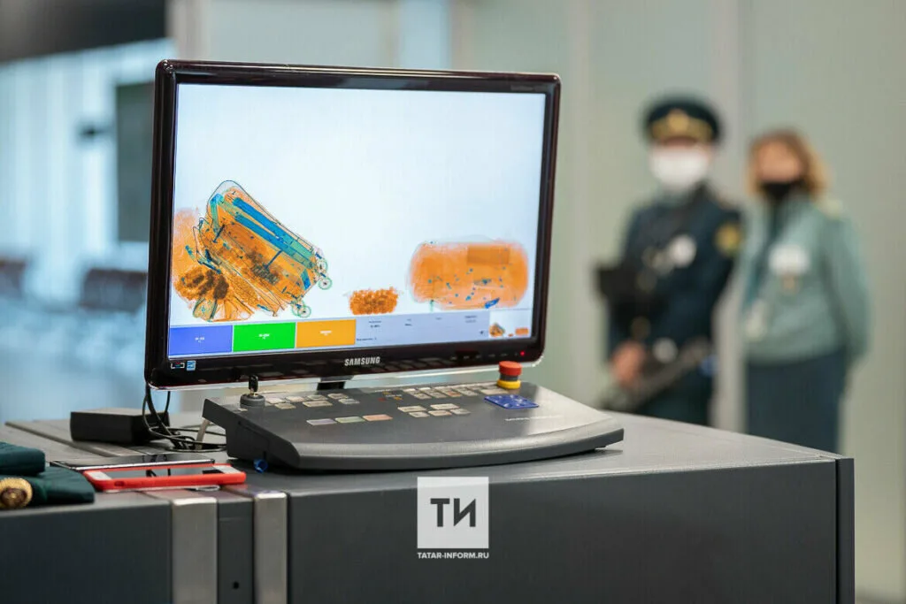 В аэропорту Казани изъяли накладные ресницы и оборудование для пивоварения