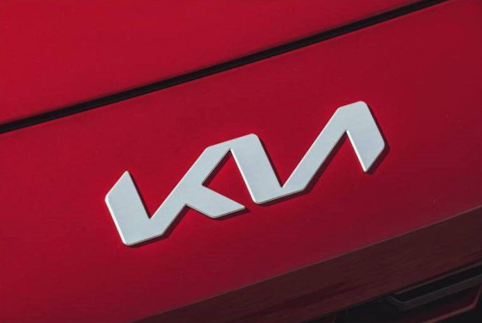 KIA готовится к возвращению в Россию и уже набирает сотрудников