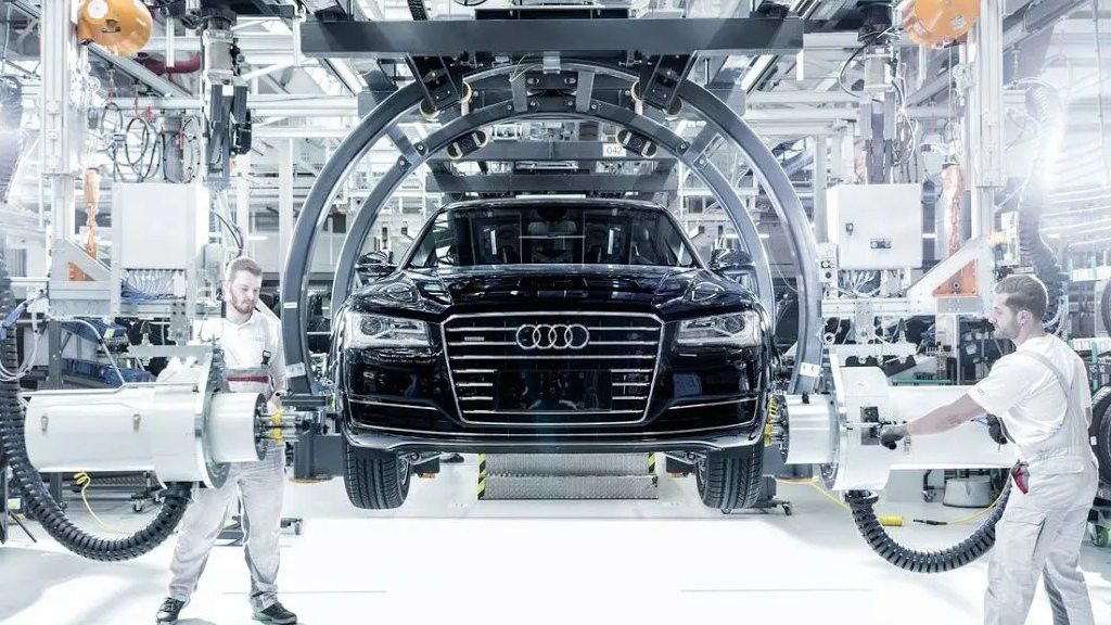 Audi закрыла завод в Брюсселе и сокращает расходы из-за кризиса