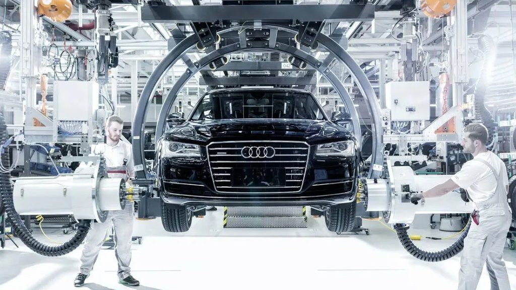 Audi закрыла завод в Брюсселе и сокращает расходы из-за кризиса