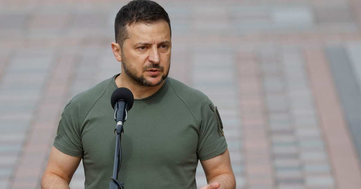 Зеленский заявил, что его смена у власти будет непростой задачей