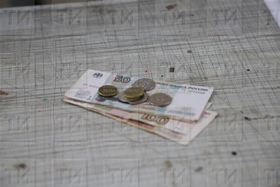 Рубль может резко упасть после майских праздников: эксперты предупреждают