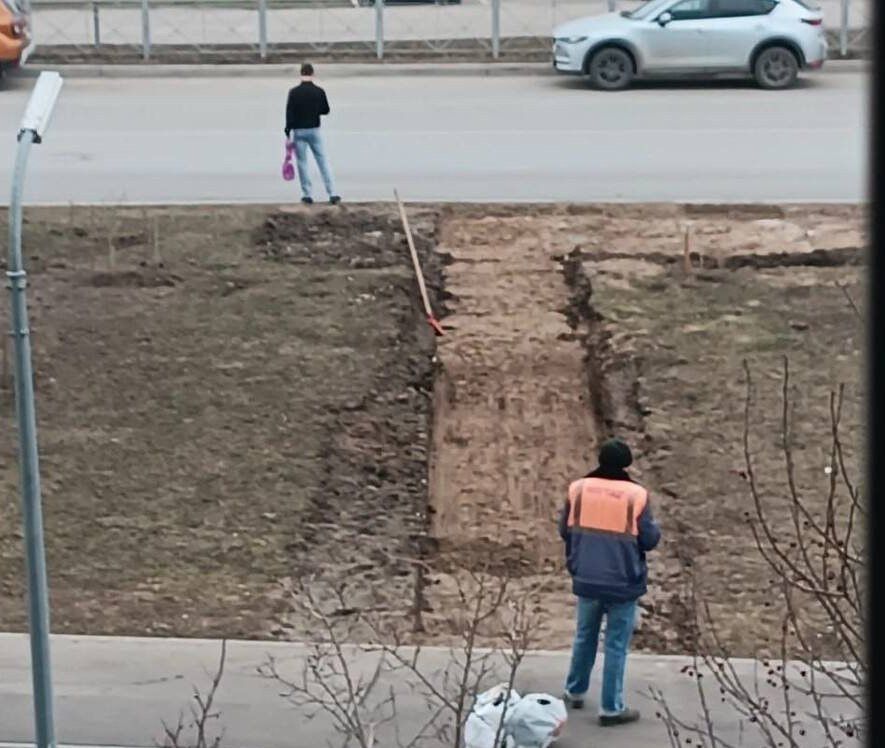 В Челнах временно демонтировали остановки на Гидростроителей из-за ремонта