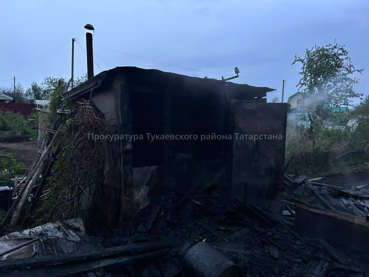 В садовом доме погибла пожилая семейная пара