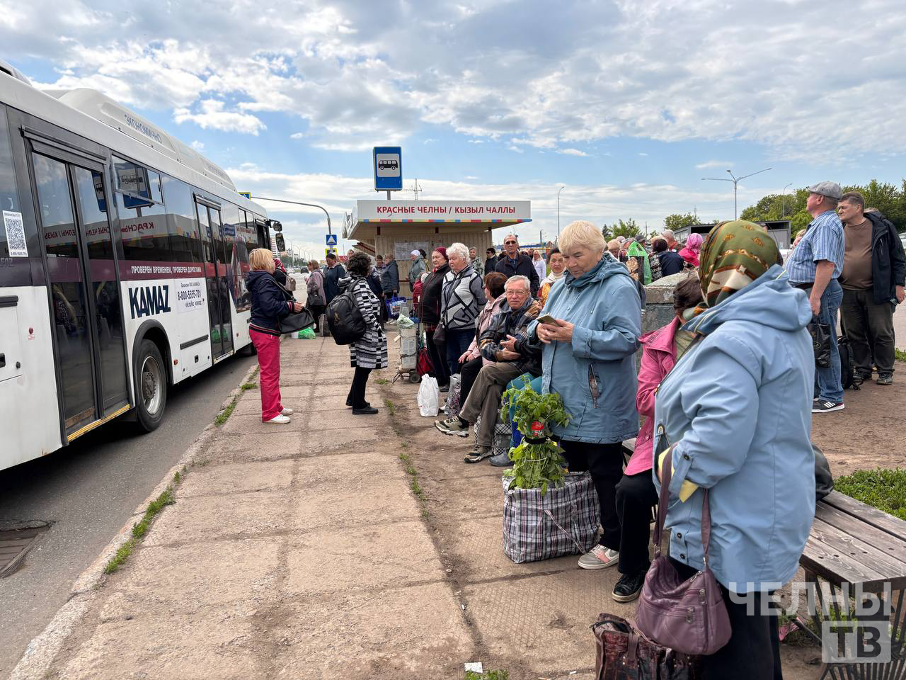 Челнинцы жалуются на нехватку автобусов и неудобства при поездках в СНТ