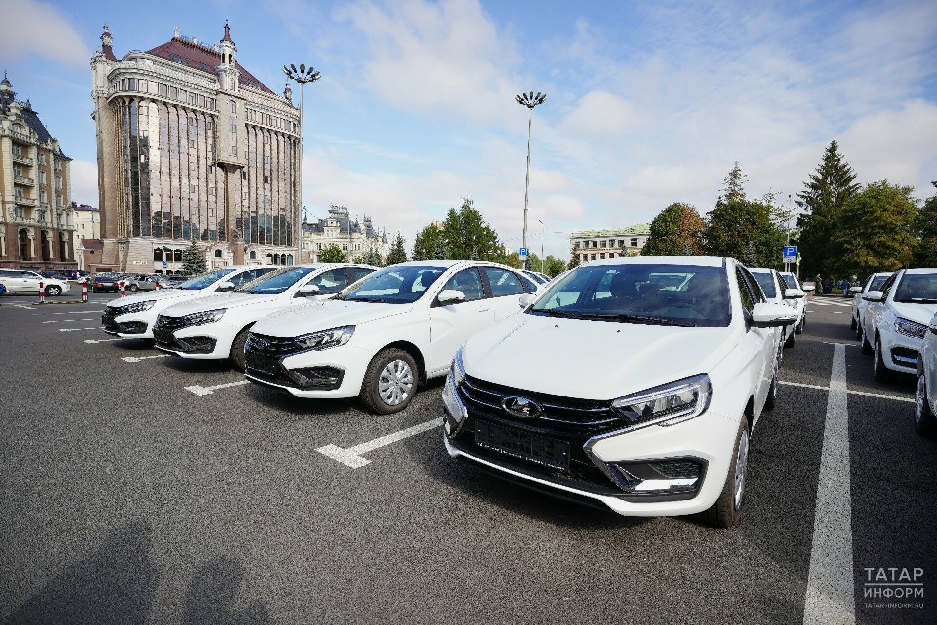 В России утвердили список автомобилей для работы в такси