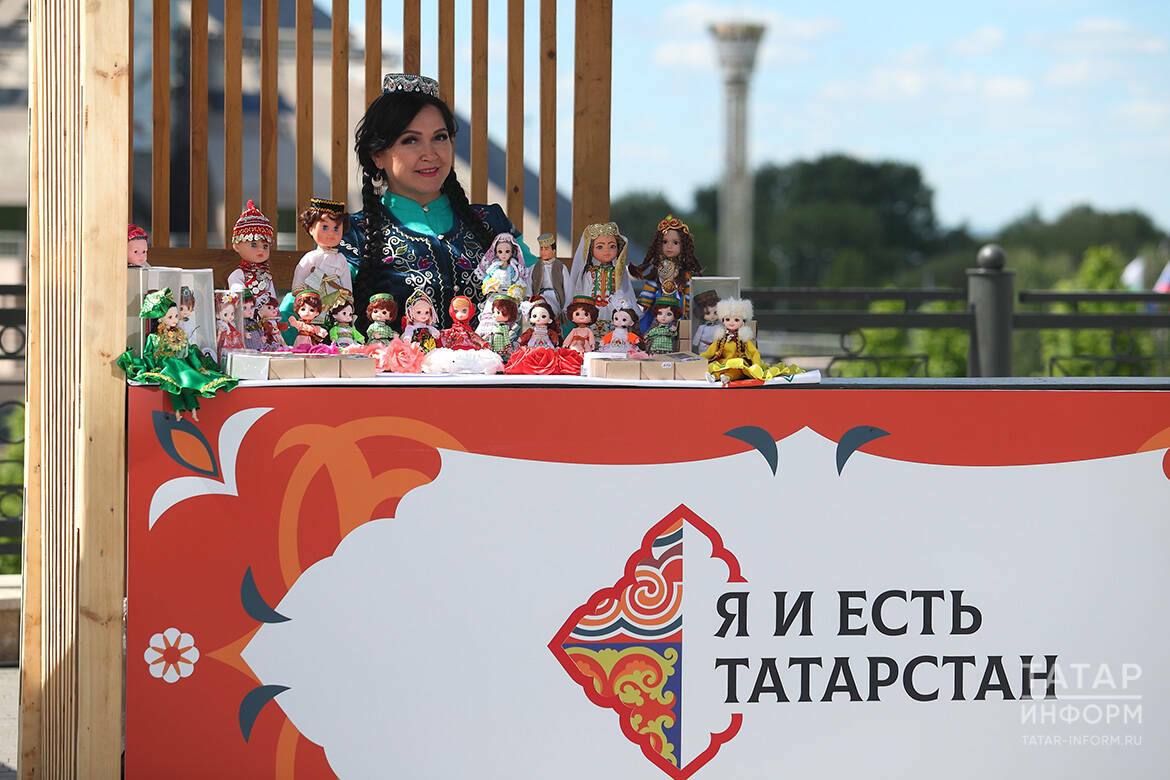 Самозанятые Татарстана заработали 2 млн рублей на ярмарке в Казани