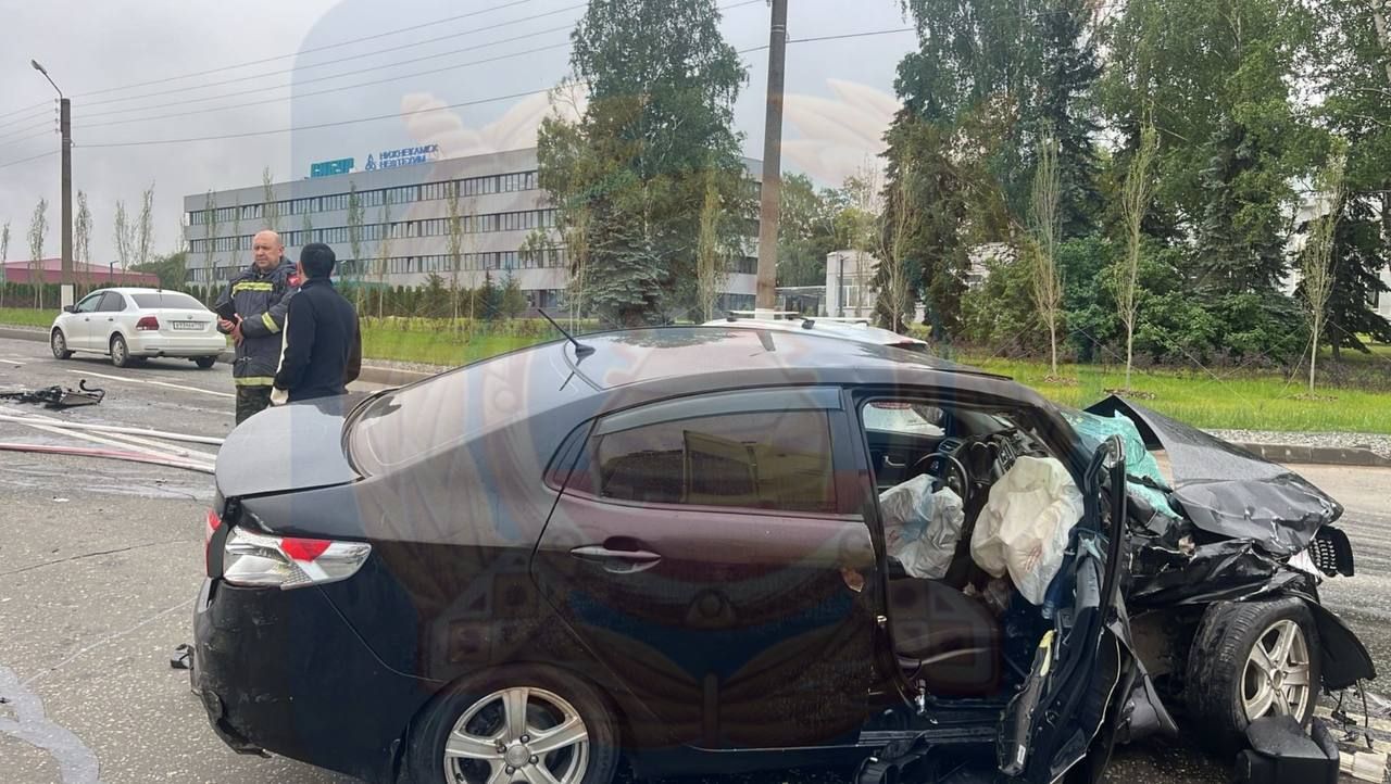 В Нижнекамске в ДТП с KIA и Toyota погибла пассажирка