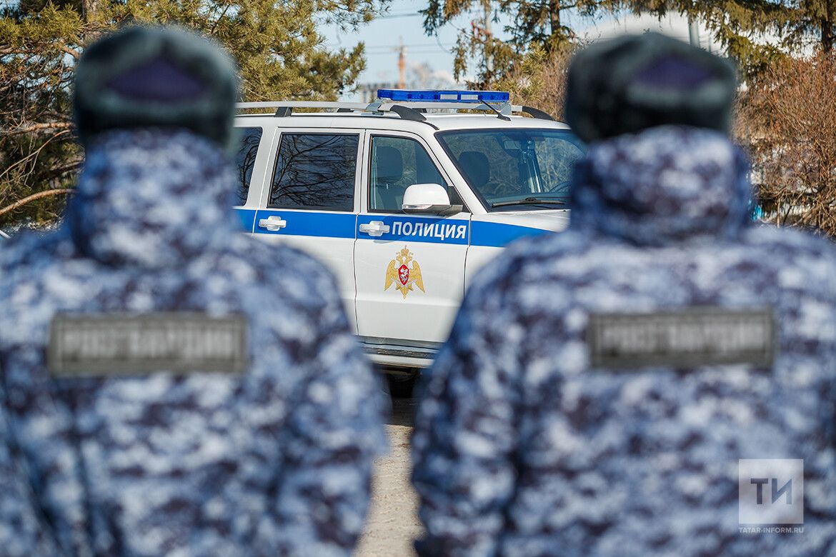 В Челнах задержали двух мужчин за кражи из гипермаркета в один день