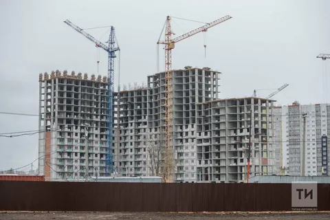 Застройщикам снова дали отсрочку: штрафы по ДДУ заморозили до 2026