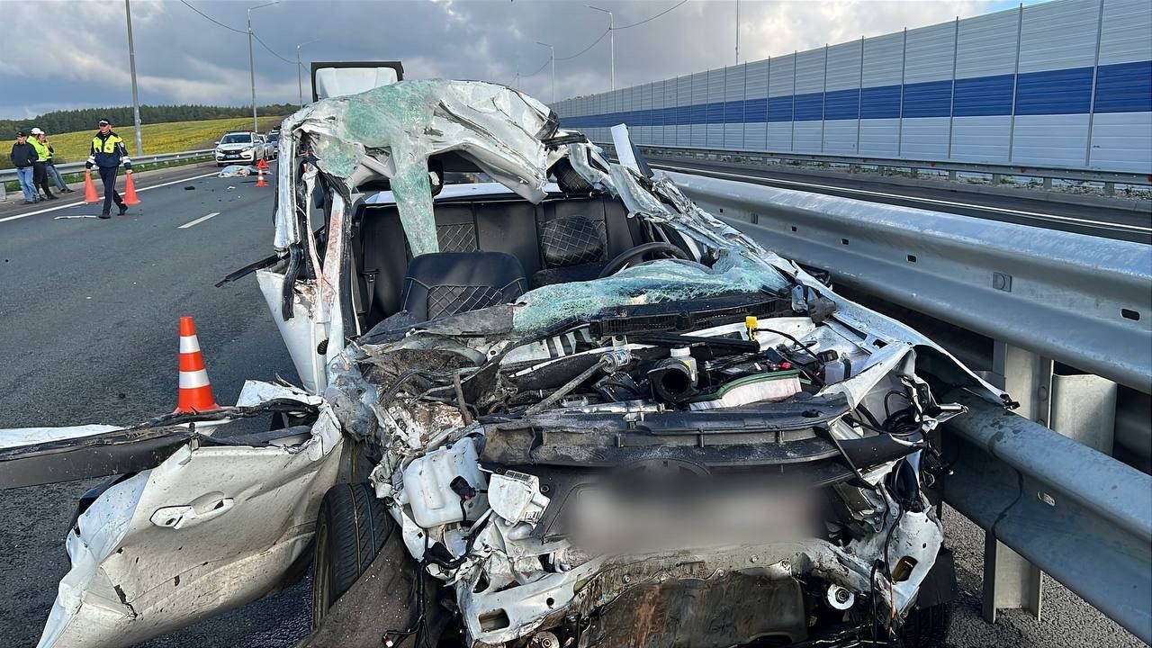 Под Челнами смертельное ДТП: погибли водитель и пассажирка Lada