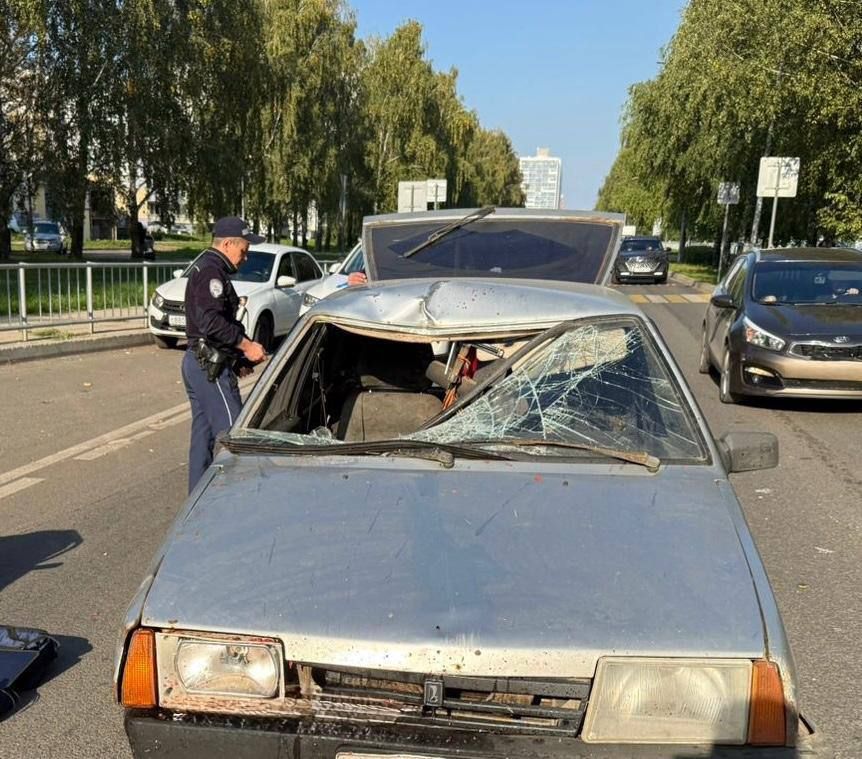 В Челнах пенсионер погиб под колёсами отечественного авто