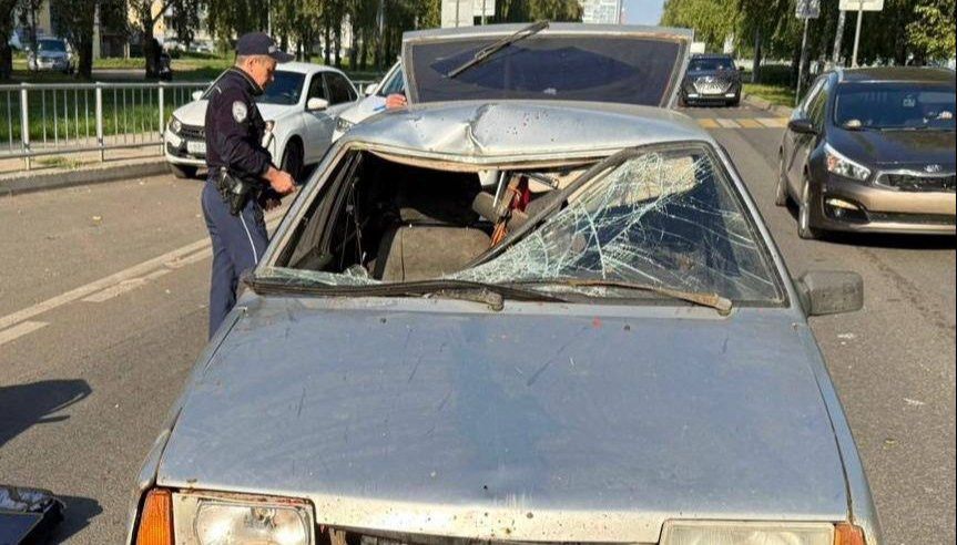 В Челнах пенсионер погиб под колёсами отечественного авто