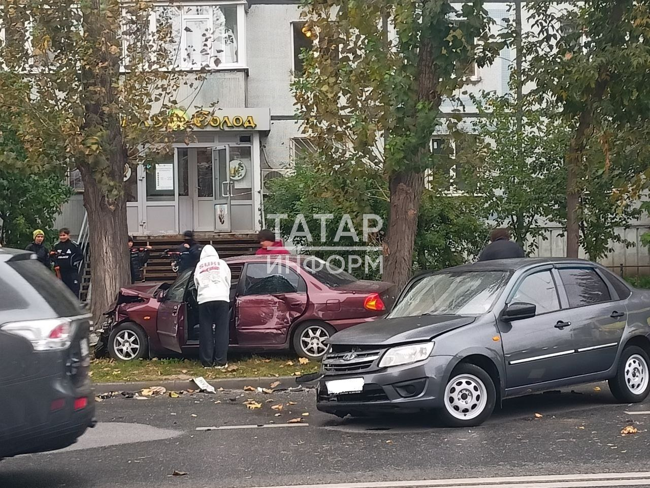 В Казани на Адоратского в ДТП пострадали четыре человека