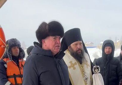 Мэр Наиль Магдеев поздравил горожан с православным праздником Крещения