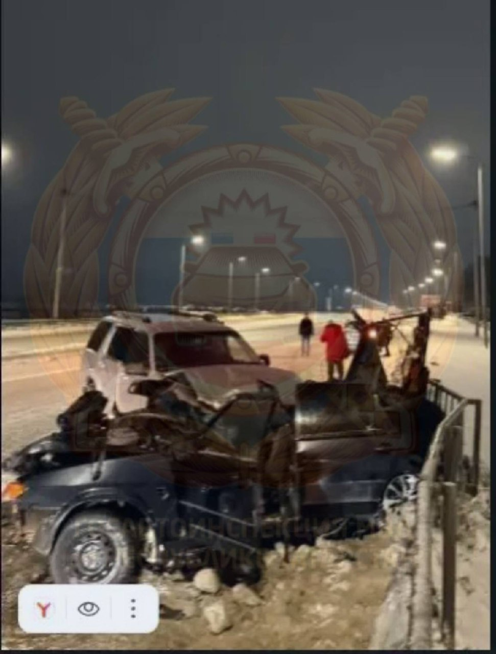 В Челнах «Ладу» вынесло на встречку после удара о забор — погиб пассажир