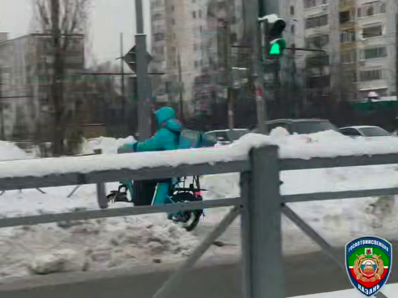 В Казани за один рейд ГАИ оштрафовали 34 курьера-нарушителя на СИМ