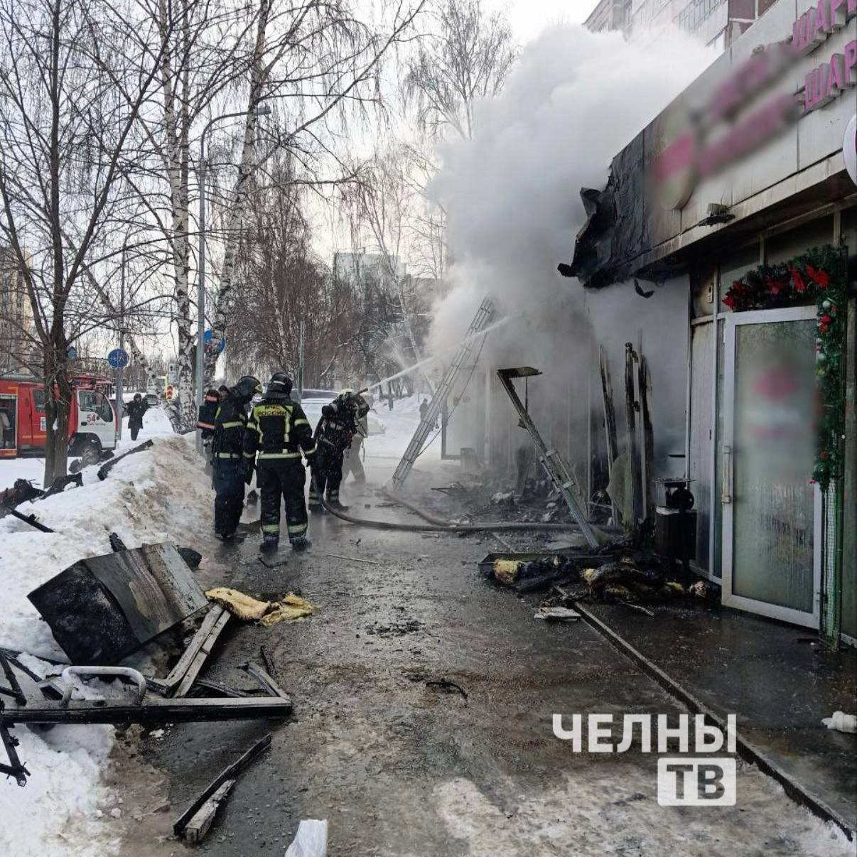 Названа причина пожара в аптеке и алкомаркете Набережных Челнов